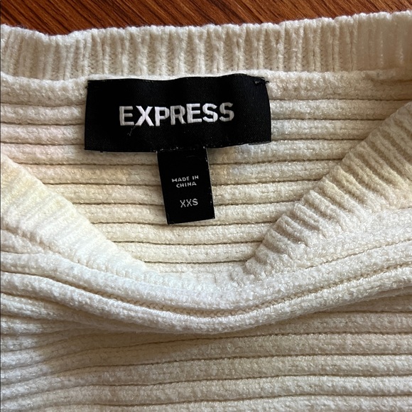 Express Women's Ribbed Cream Sweater - Picture 2 of 2